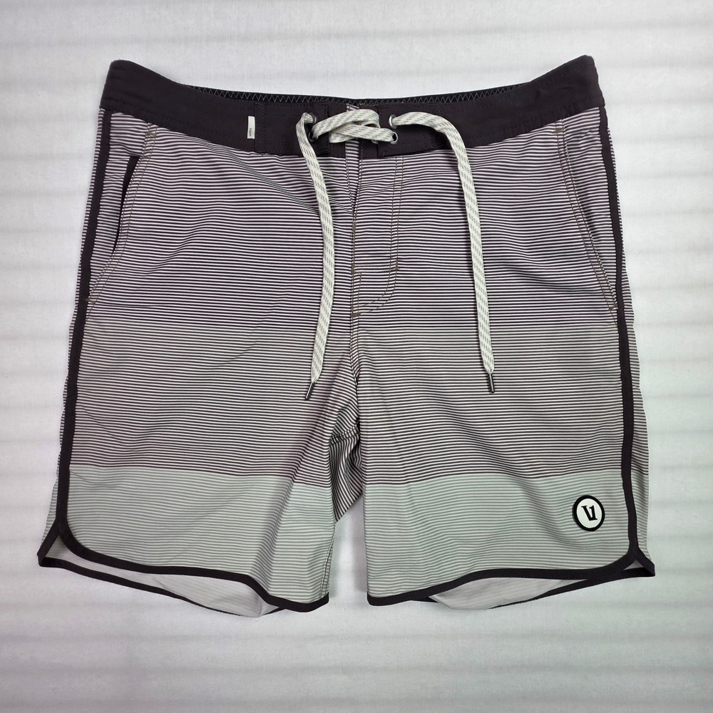 Vuori Cruise Boardshorts Mens 30 Grey Stripe V314 Recycled Stretch Swim Trunks